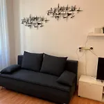 Cozy Two-Bedroom Apartment Near Metro
